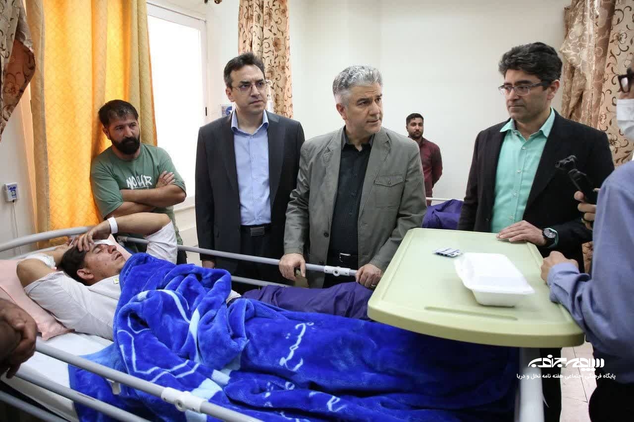 بسیج تمام‌توان دانشگاه علوم پزشکی هرمزگان پس از انفجار اسکله شهید رجایی