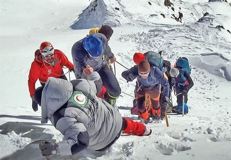 من کوهستانم نه قاتل، گناه خود بر من ننویسید